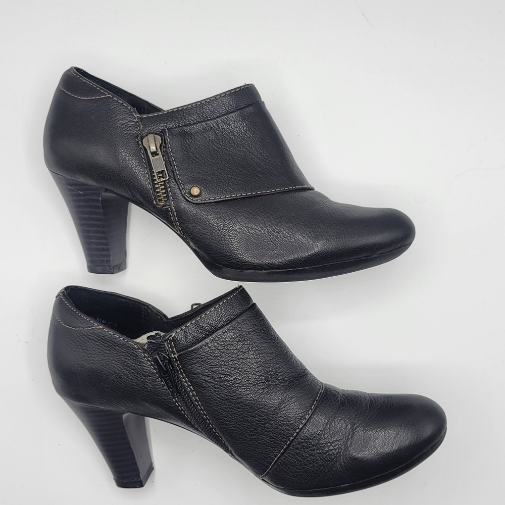 Clarks Bendables leather upper ankle booties size 8 1/2 M - Picture 9 of 16